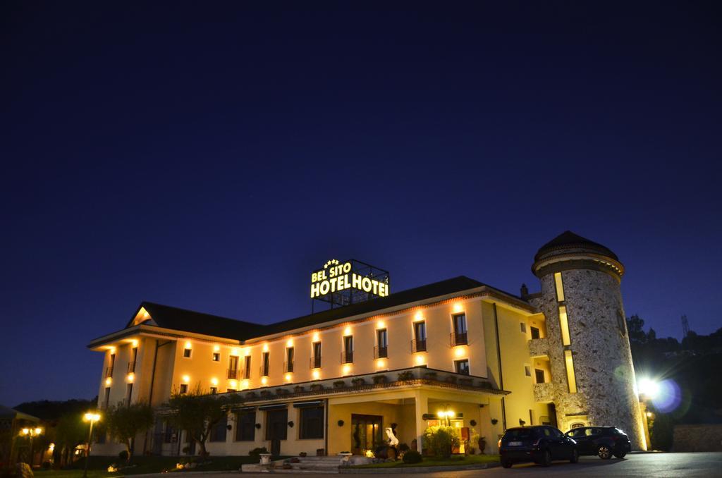 Bel Sito Hotel Due Torri Manocalzati Exterior foto